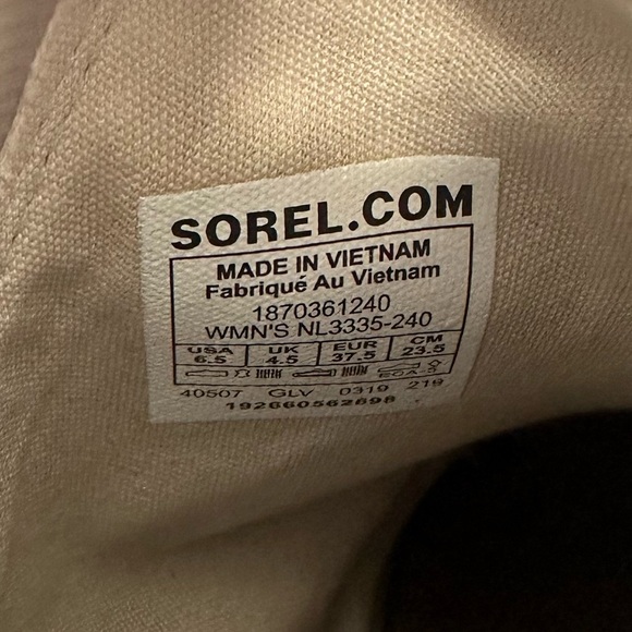 Sorel Harlow Suede Chelsea Ankle Booties Taupe Color Boots - Picture 5 of 9